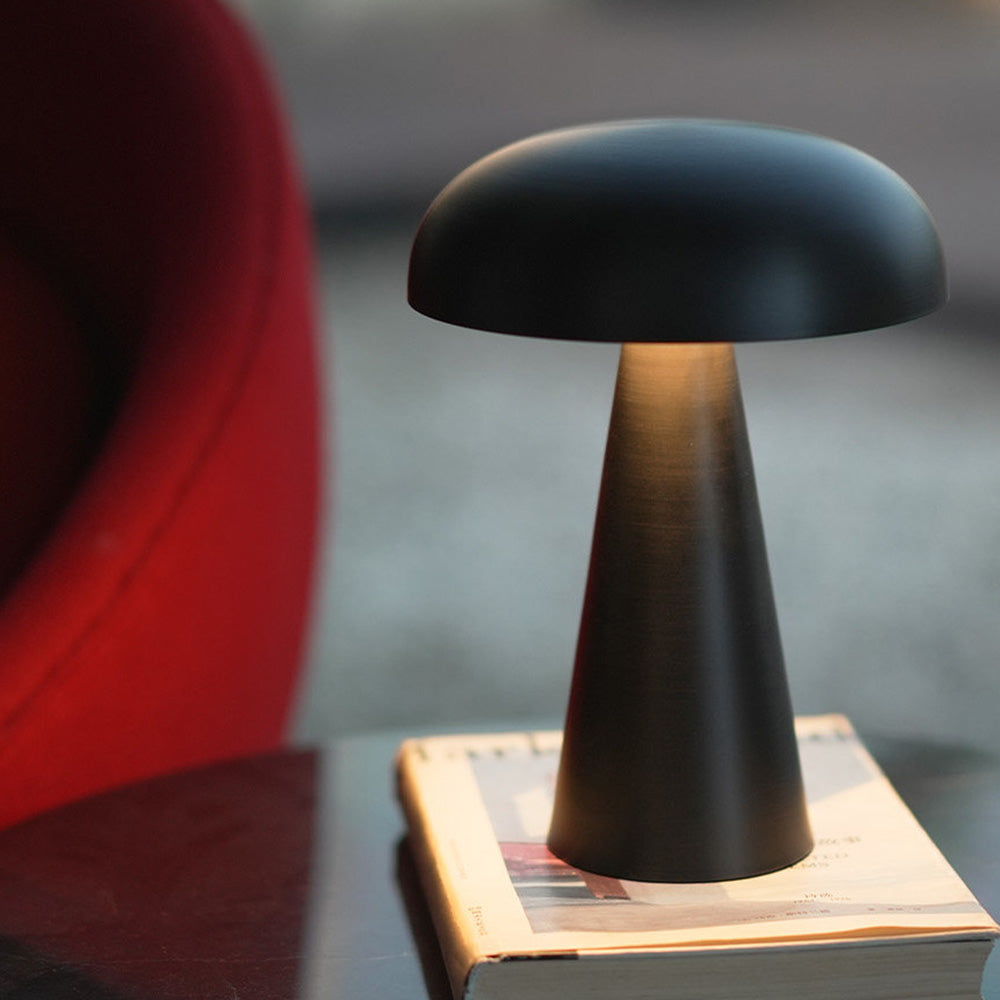 Sorell | Nordic-Inspired Rechargeable Dimmable Mushroom Lamp