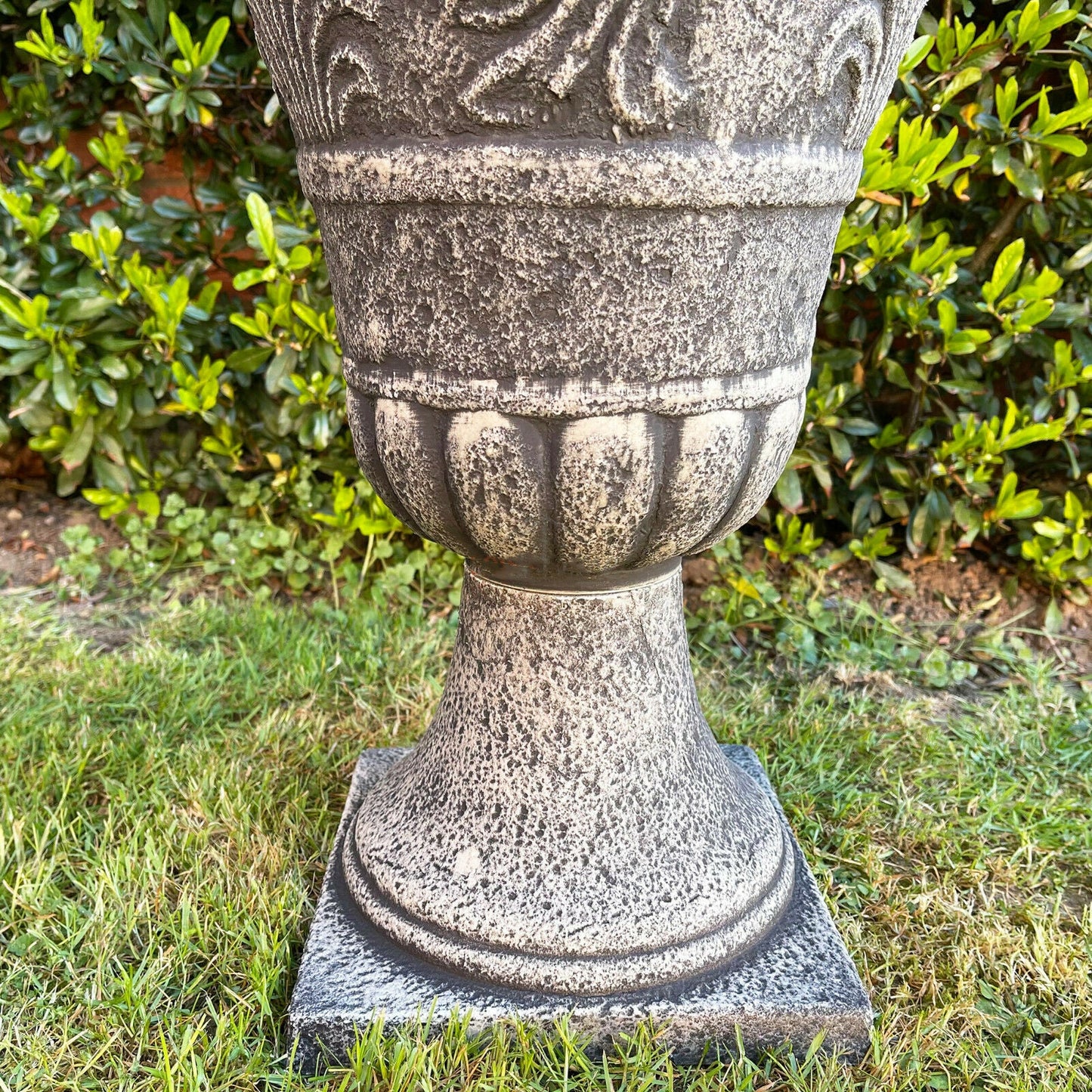 Eldran | Stone Garden Planter