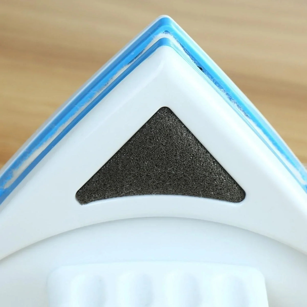 NeatLift | Dual-Sided Window Cleaning Tool for Safe and Effective Use