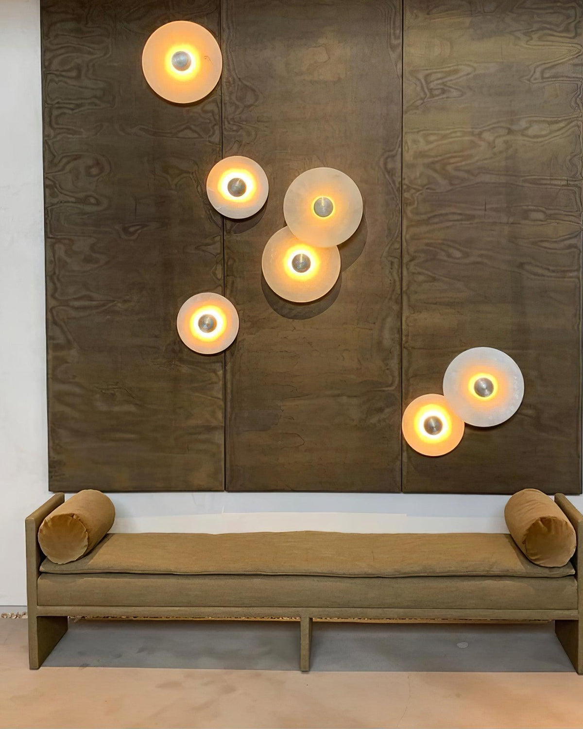 WallGlow | Stylish Round LED Flush Mount Wall Light