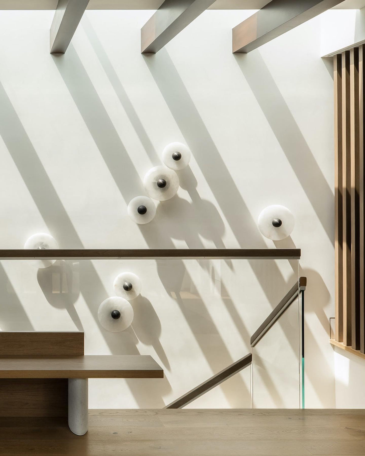 WallGlow | Stylish Round LED Flush Mount Wall Light