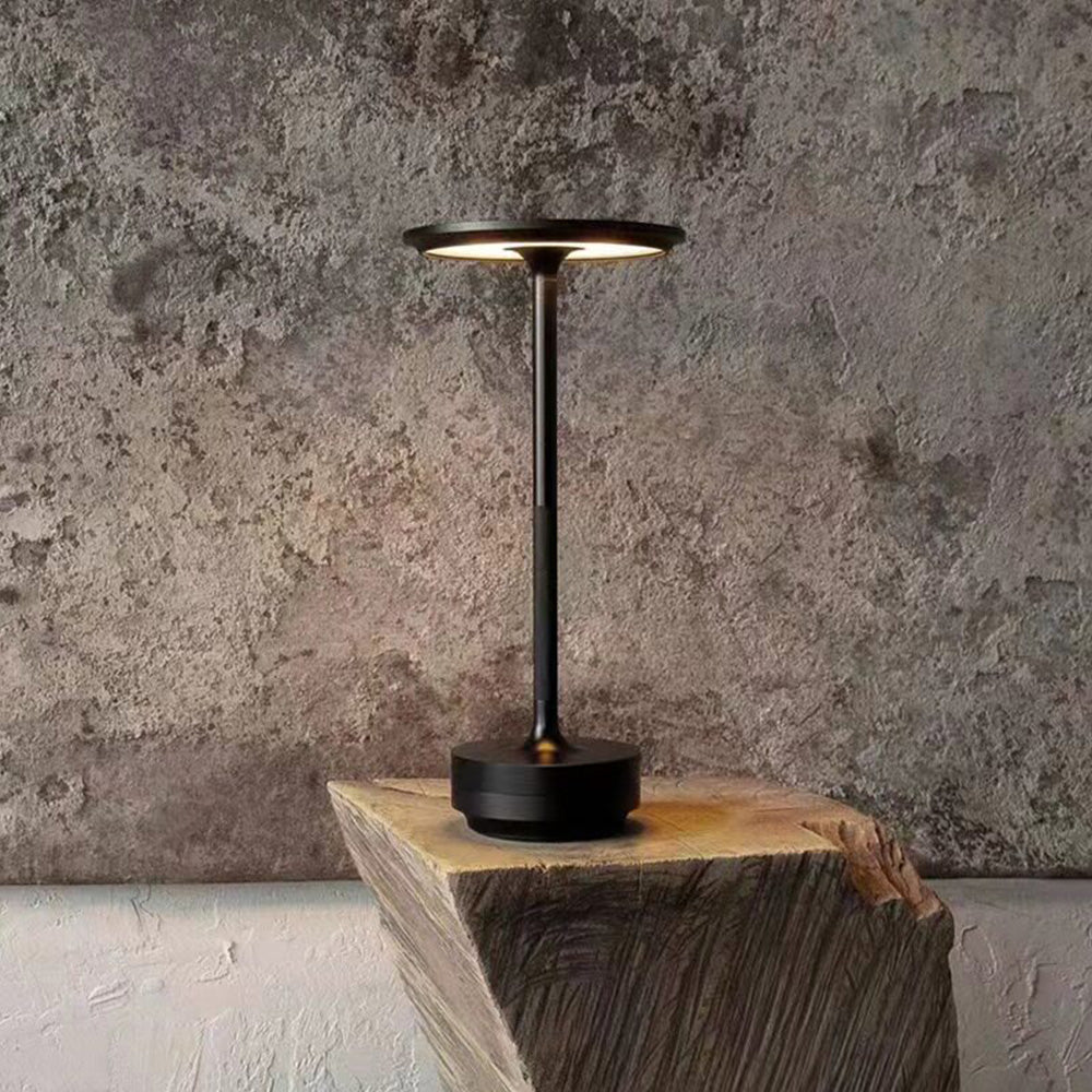 Elvar | Rechargeable Aluminium Flying Saucer Table Lamp