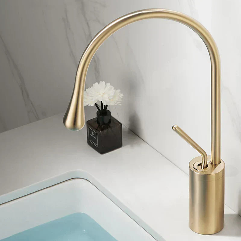 AquaTwist | Premium Bathroom Faucet – Rotating Spout Design for Modern Bathrooms