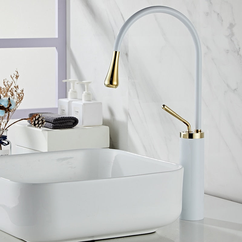 AquaTwist | Premium Bathroom Faucet – Rotating Spout Design for Modern Bathrooms