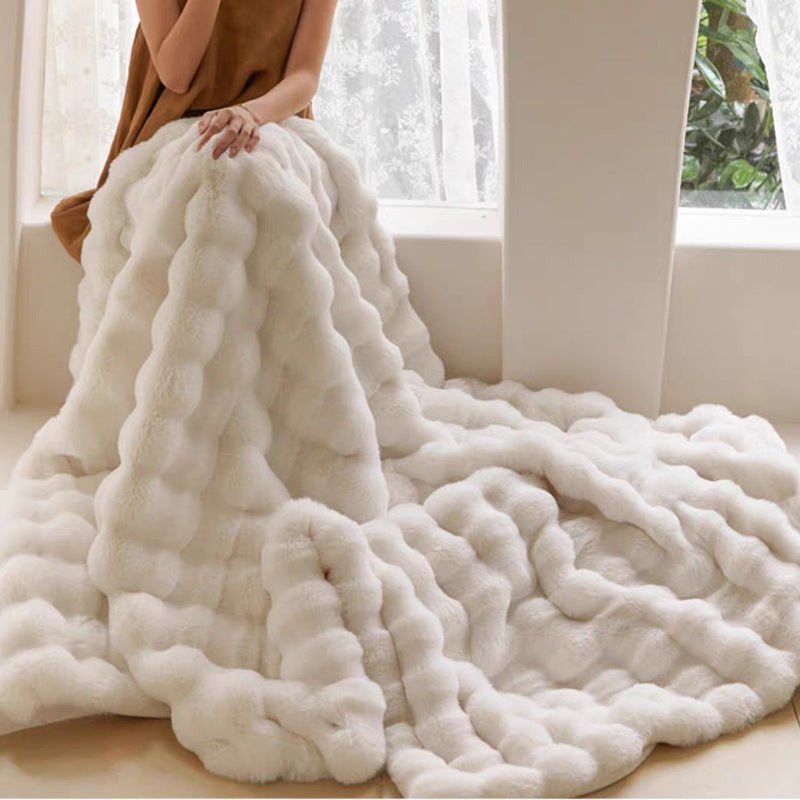 CozyAura | Ultra-Soft Blanket – Luxurious Comfort & Elegant Warmth