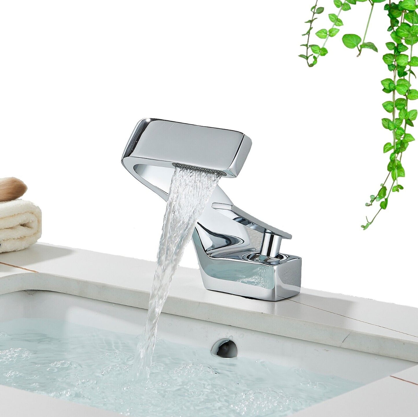 CurveStream | Sleek Curved Bathroom Faucet with Effortless Water Flow