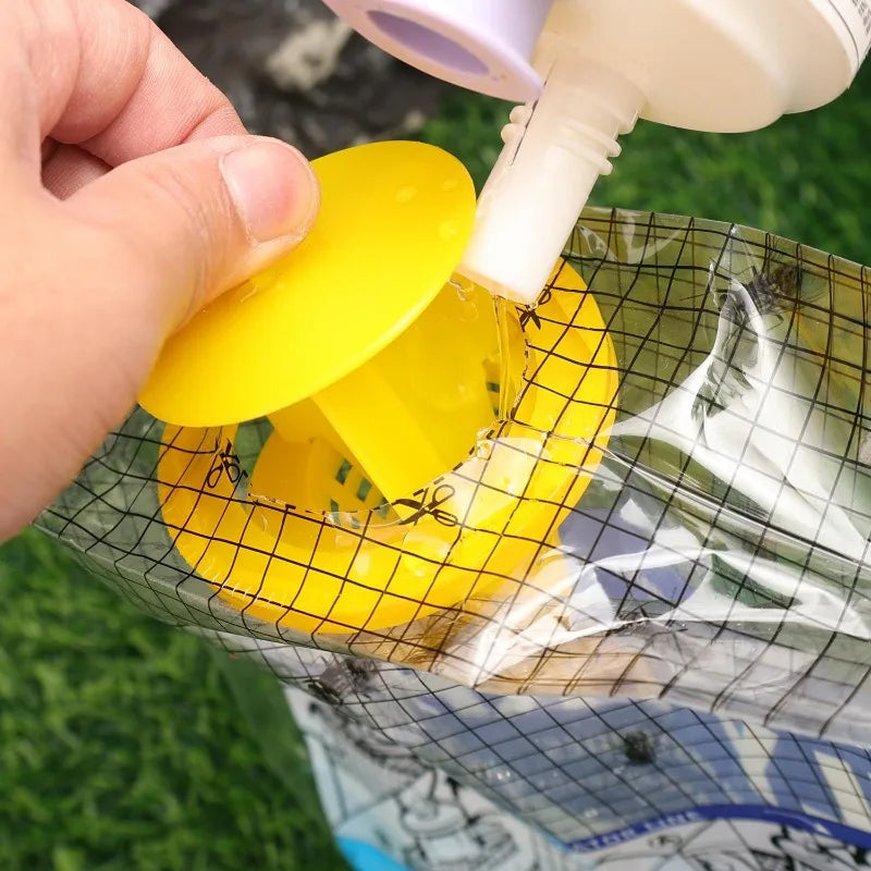BaitLine | Outdoor Disposable Fly Trap with Water-Soluble Bait