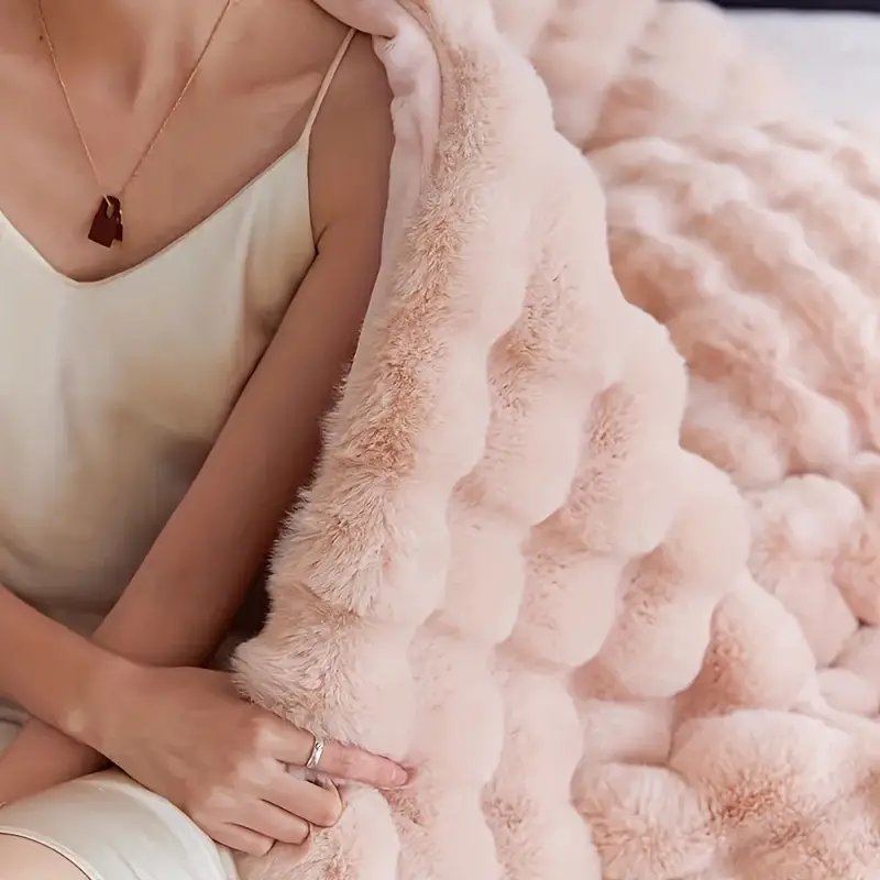 VeluraLoom | Luxurious Rug – Timeless Softness & Enduring Elegance