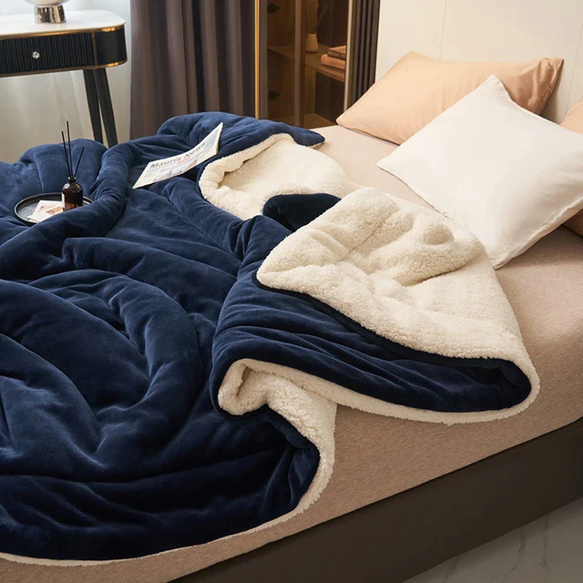 VelvetWarm | Blanket – Embrace Warmth & Elegant Comfort